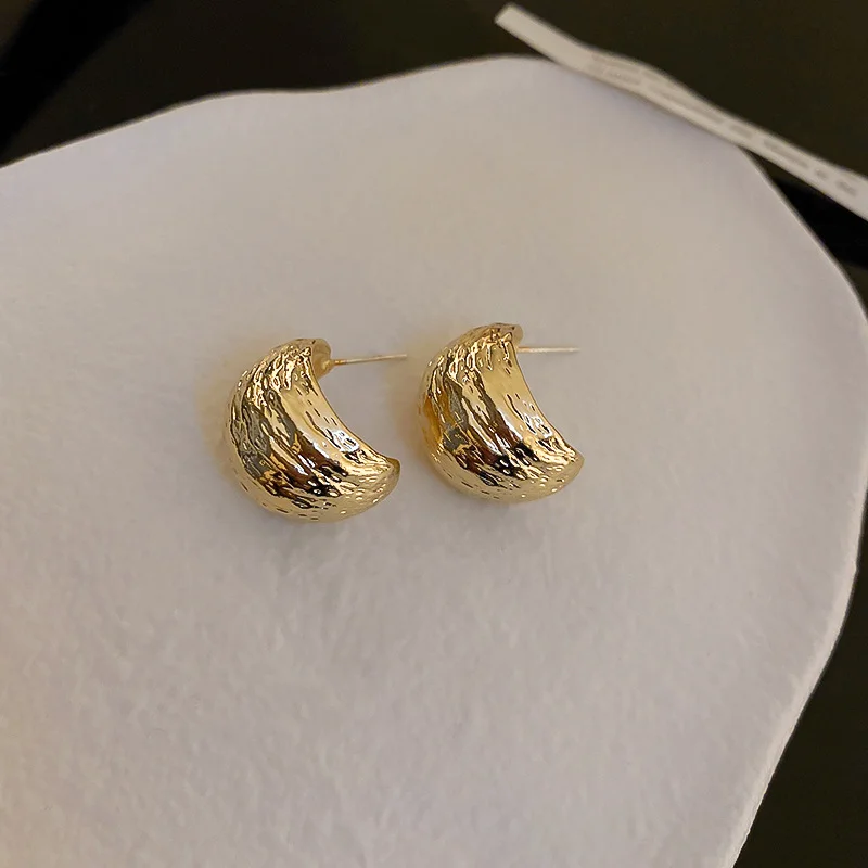 C-shaped Curved Earrings