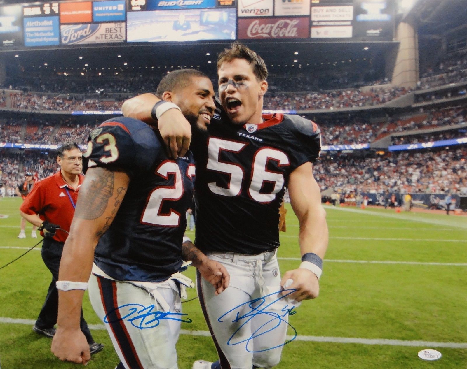 Brian Cushing & Arian Foster Autographed 16x20 On Field Photo Poster painting- JSA Authentic