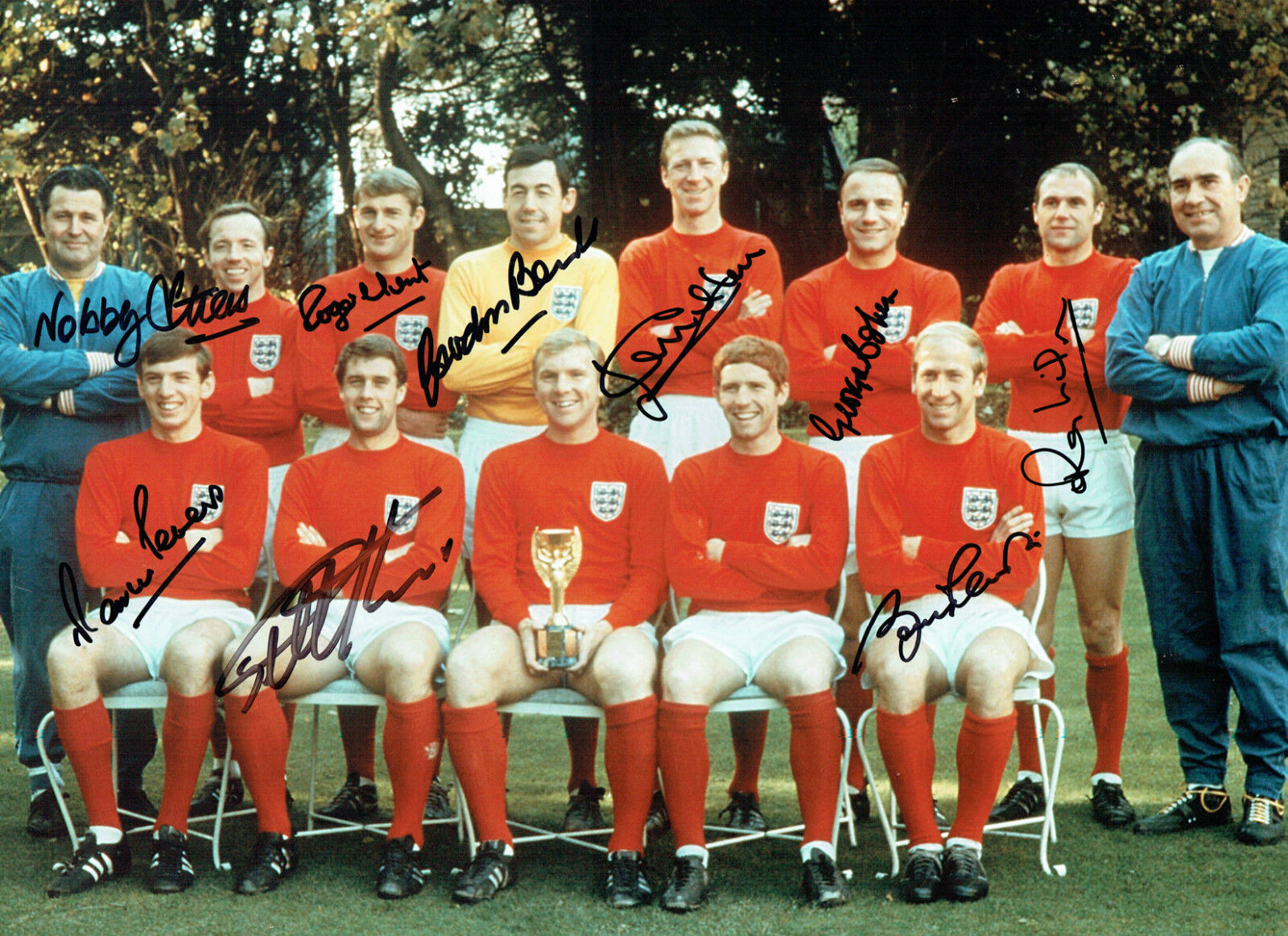 Squad Signed 1966 ENGLAND World Cup Squad 16x12 Autograph Photo Poster painting AFTAL COA