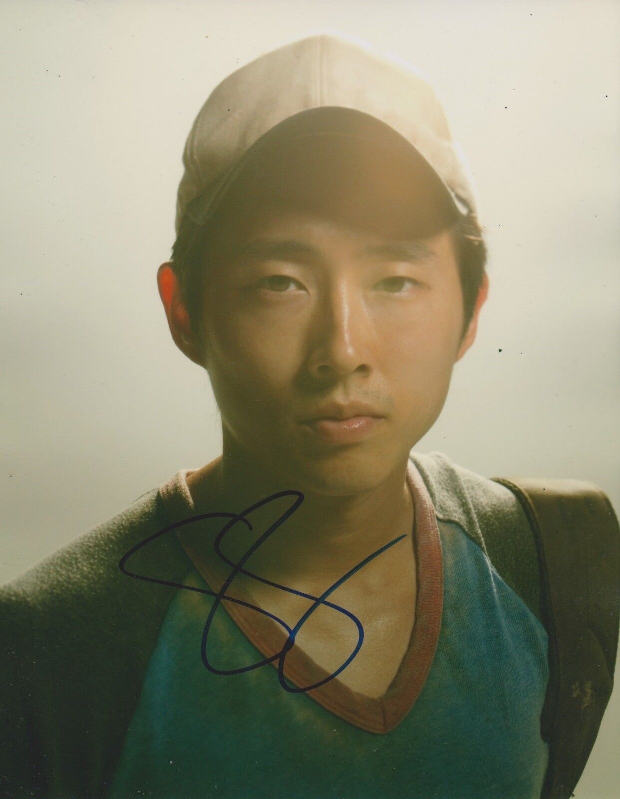 Steven Yeun Signed The Walking Dead 10x8 Photo Poster painting AFTAL