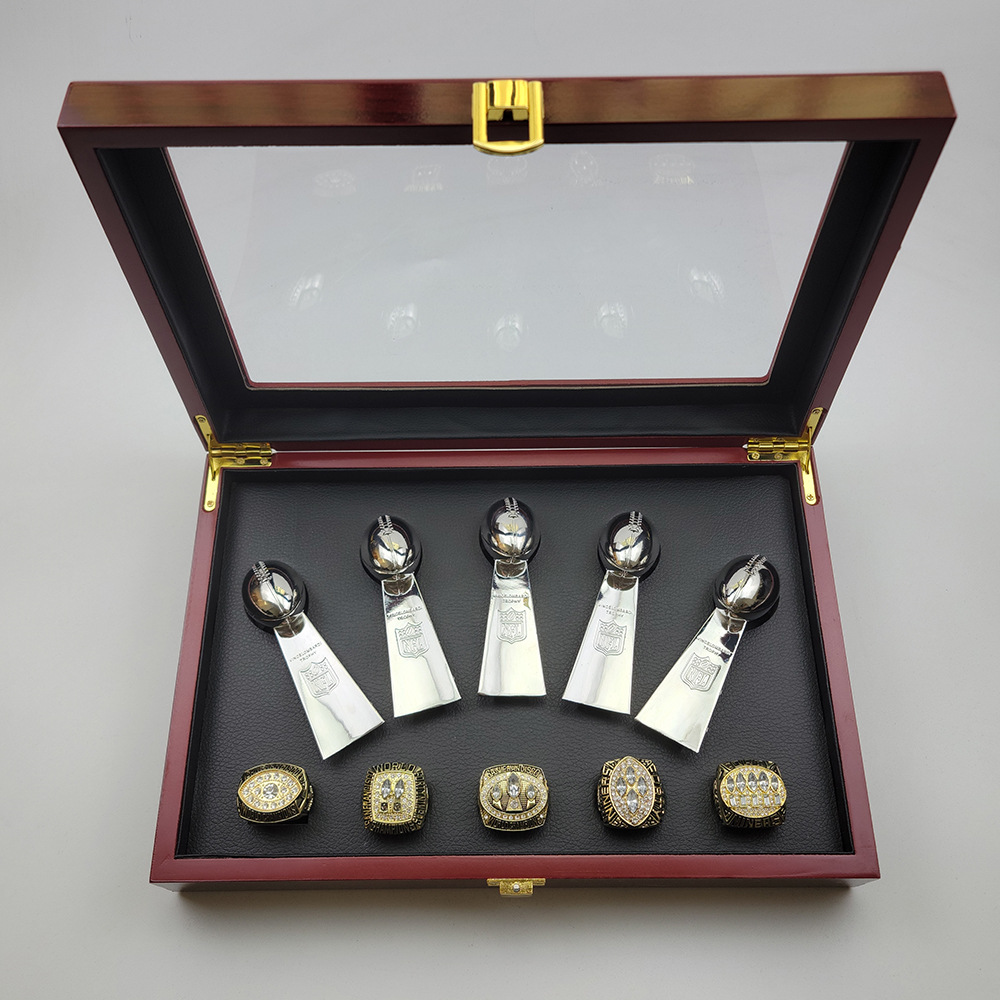 San Francisco 49ers - Super Bowl 5 Ring Set With Wood Display