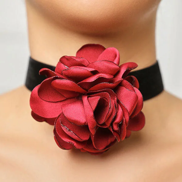 3D Rose Design Romantic Necklace & Bracelet