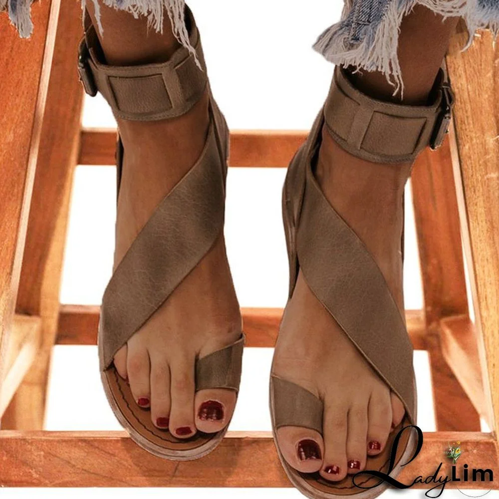 Women Flat Heel Solid Color Hollow Out Sandals