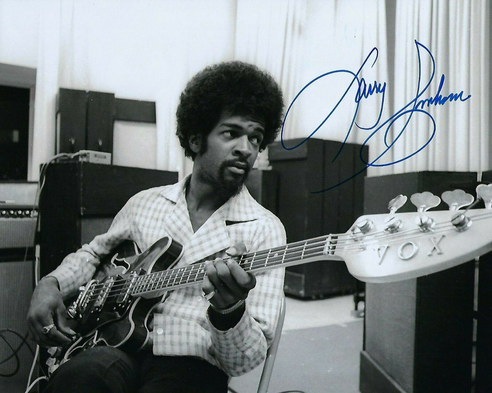 GFA Sly & the Family Stone * LARRY GRAHAM * Signed 8x10 Photo Poster painting L6 COA