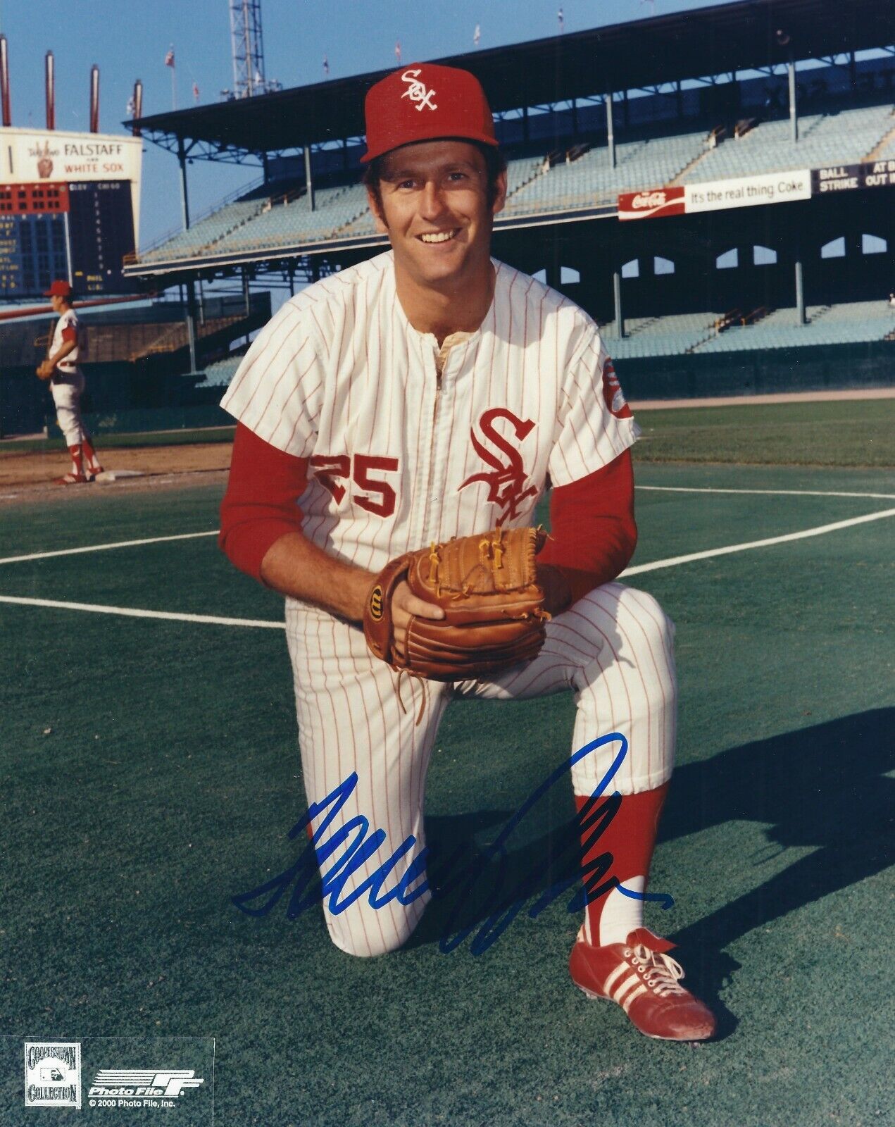 Signed 8x10 TOMMY JOHN Chicago White Sox Autographed Photo Poster painting - COA