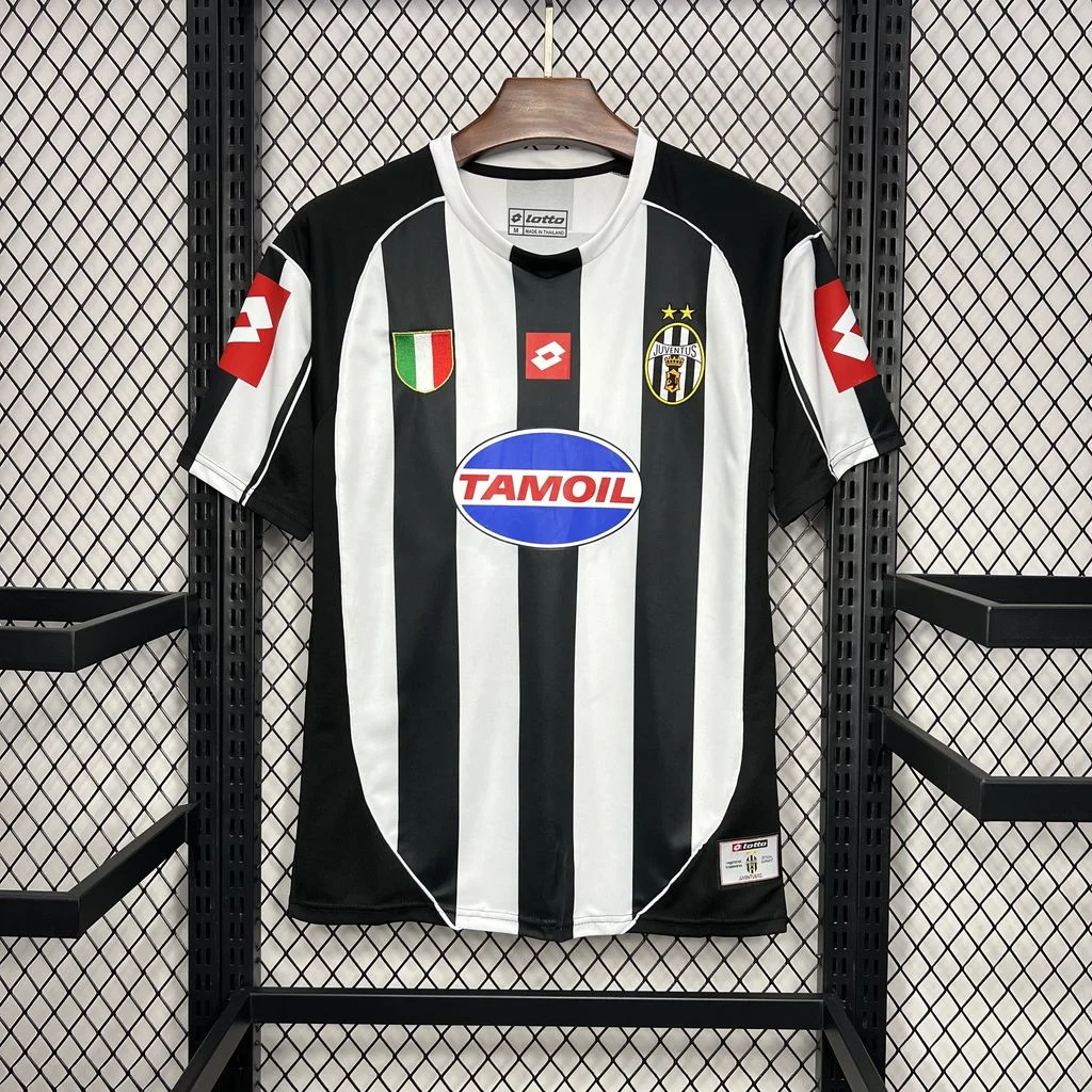 2002/2003 Retro Juventus Home Soccer Jersey