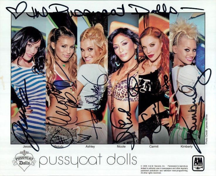 Pussycat Dolls signed 8x10 Photo Poster painting in-person