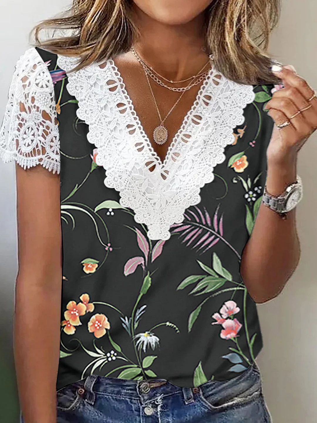Women's Short Sleeve V Neck Lace Floral Printed Fashion Casual Top