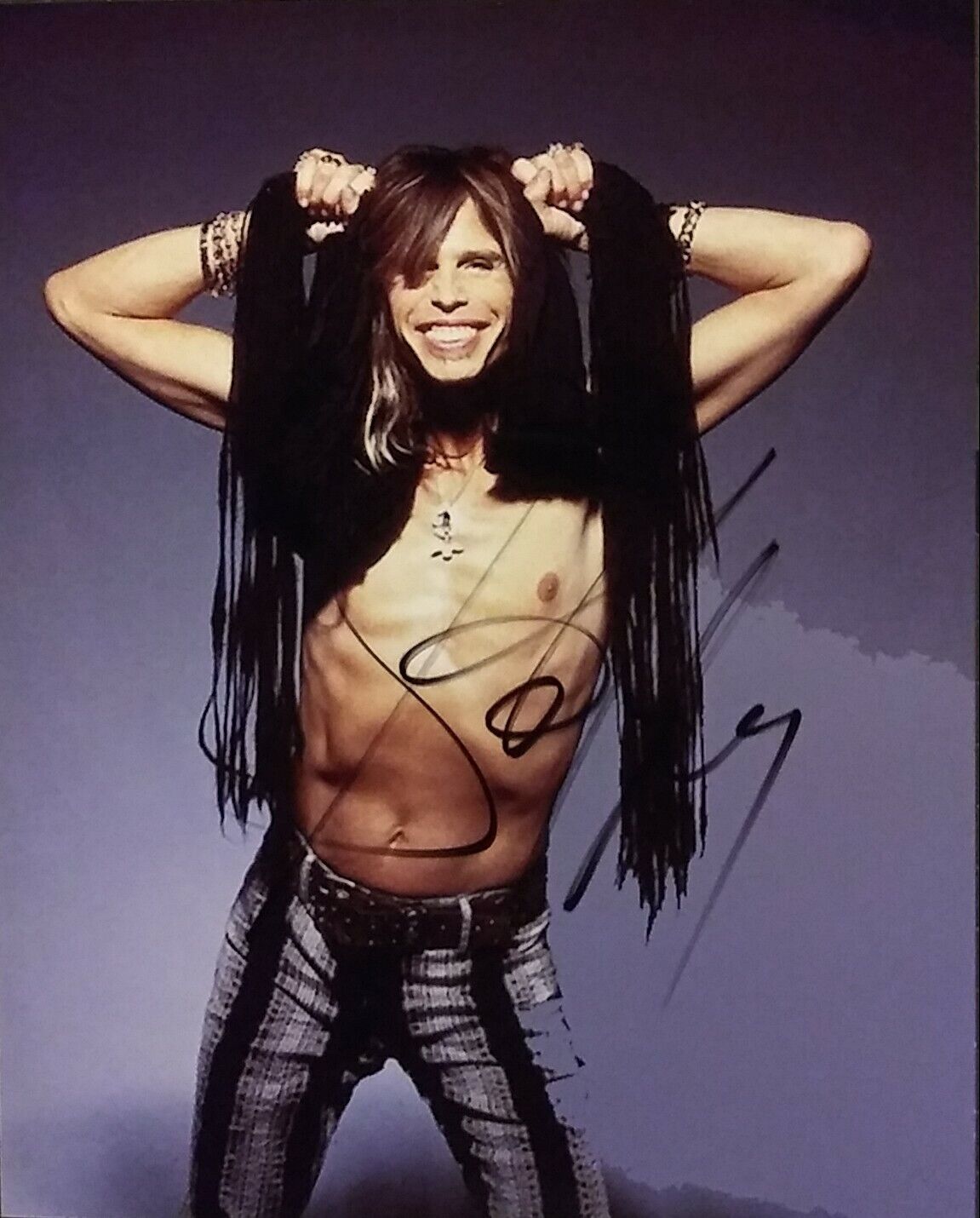 Steven Tyler signed 8x10