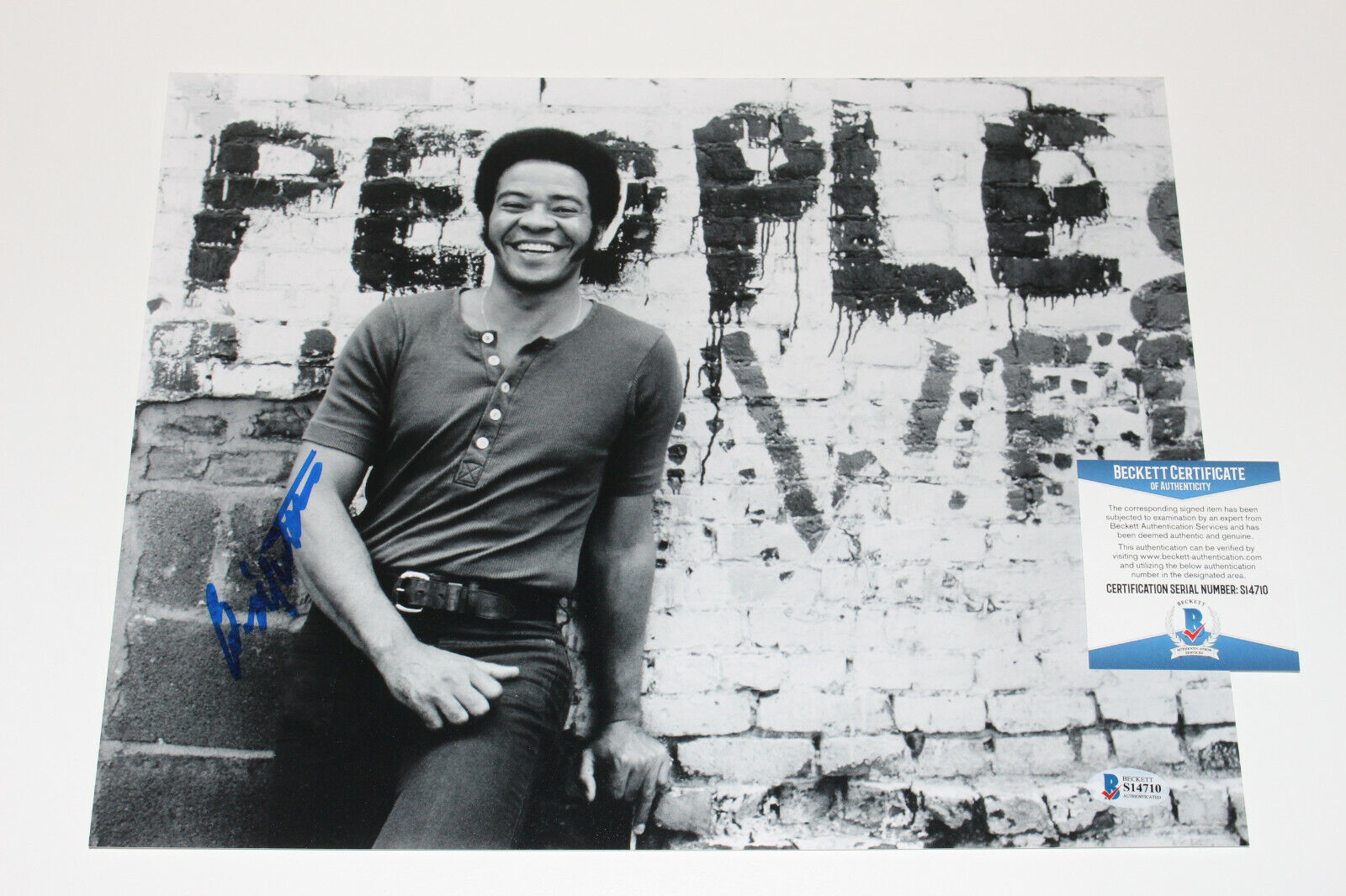 SINGER BILL WITHERS SIGNED AUTOGRAPHED 11X14 Photo Poster painting 2 LEAN ON ME BECKETT COA BAS