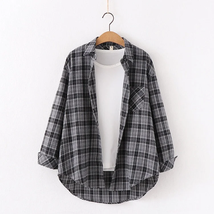 10 Colors Autumn New Women Vintage Oversized Plaid Shirt Cotton Batwing Sleeve Loose Red Blouse Office Lady Casual Tops T063