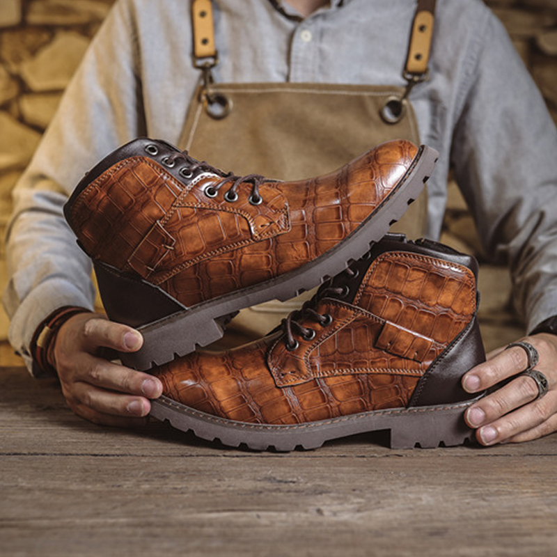 Men's Waterproof Wear-resistant Stitching Lace-up Crocodile Pattern Upper Low-cut Work Boots