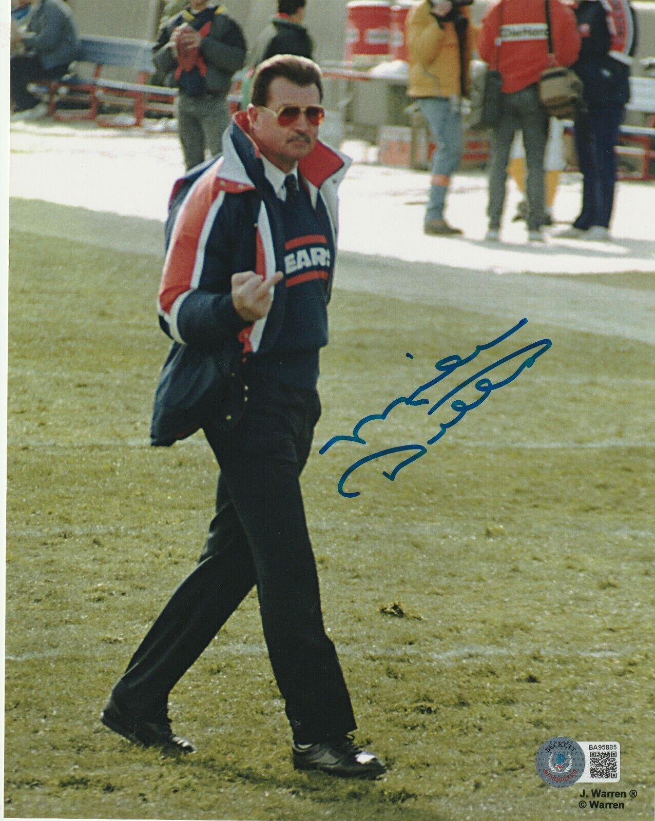 MIKE DITKA Signed Chicago Bears Finger 8x10 Photo Poster painting with Beckett COA (BAS)