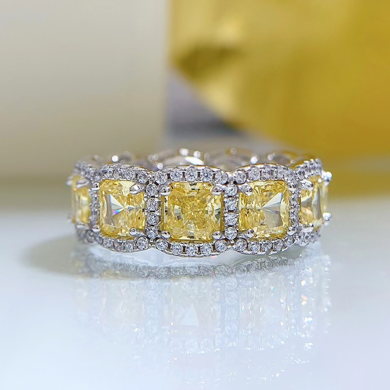 MIKAMU Jewelry Luxurious Surround Set S925 Silver Ring with 5*5 Radiant Cut High Carbon Diamond