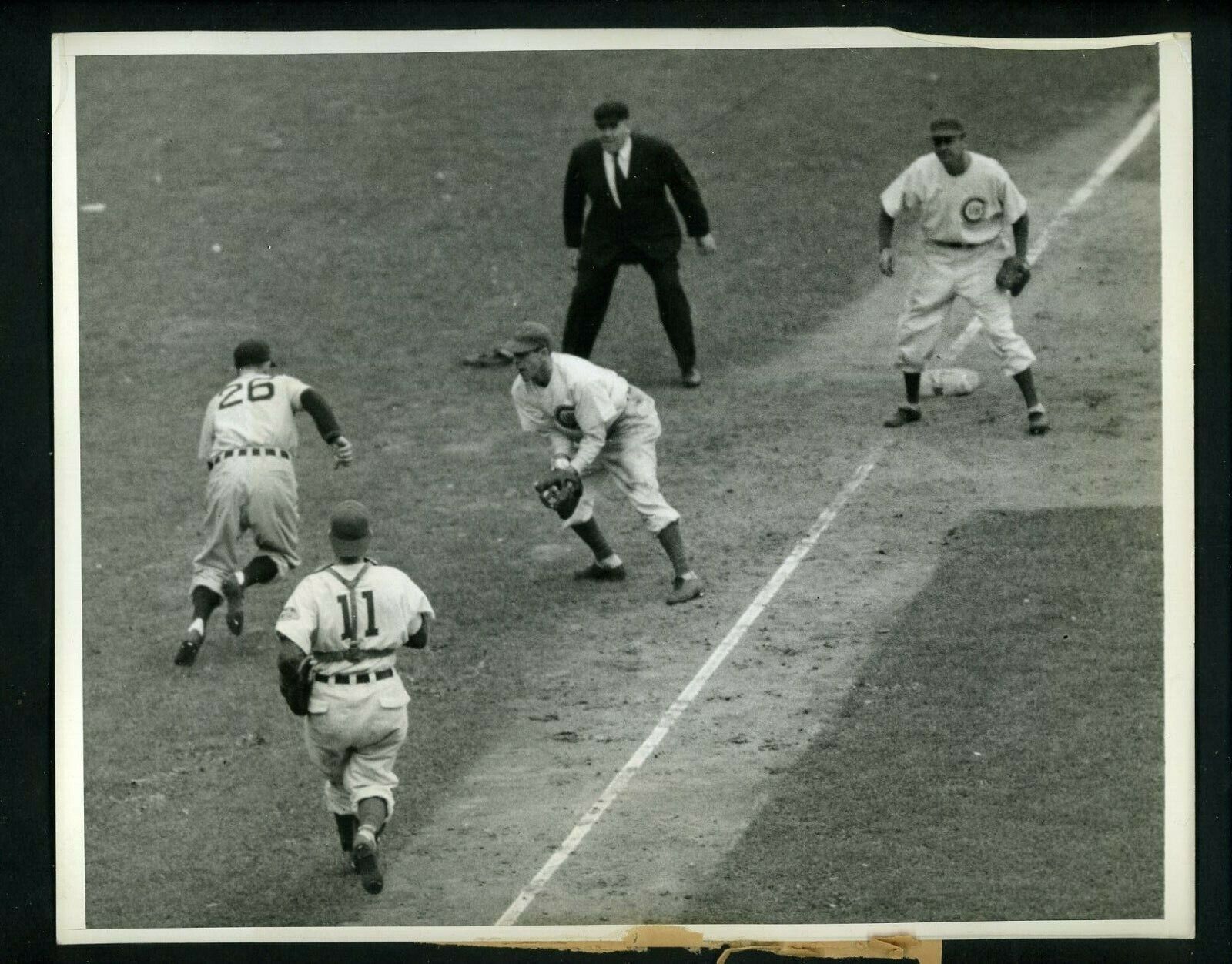 Roy Hughes Stan Hack Livingston 1945 World Series Typ 1 Press Photo Poster painting Chicago Cubs