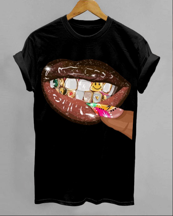 Fun Glittering Sexy Lips Printed T-Shirt