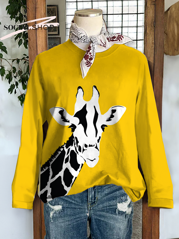 Women's Giraffe Animal Print Round Neck Long Sleeve Sweatshirt socialshop
