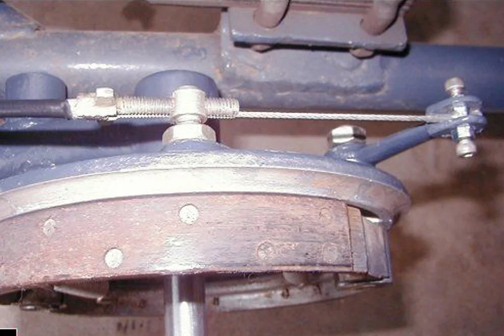 CJ750 Sidecar wheel brake assembly
