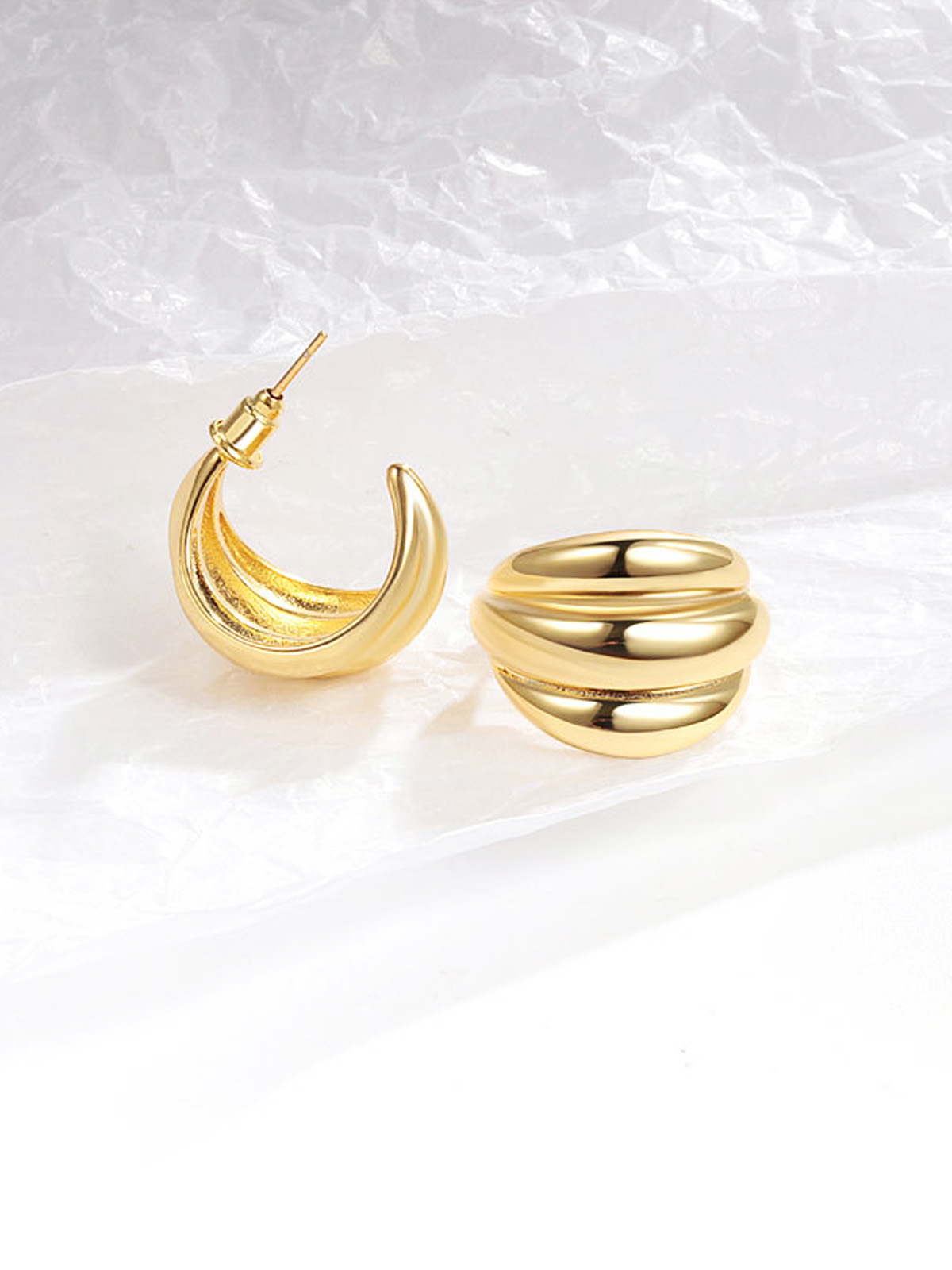 Three-circle C-shaped metal niche design earrings