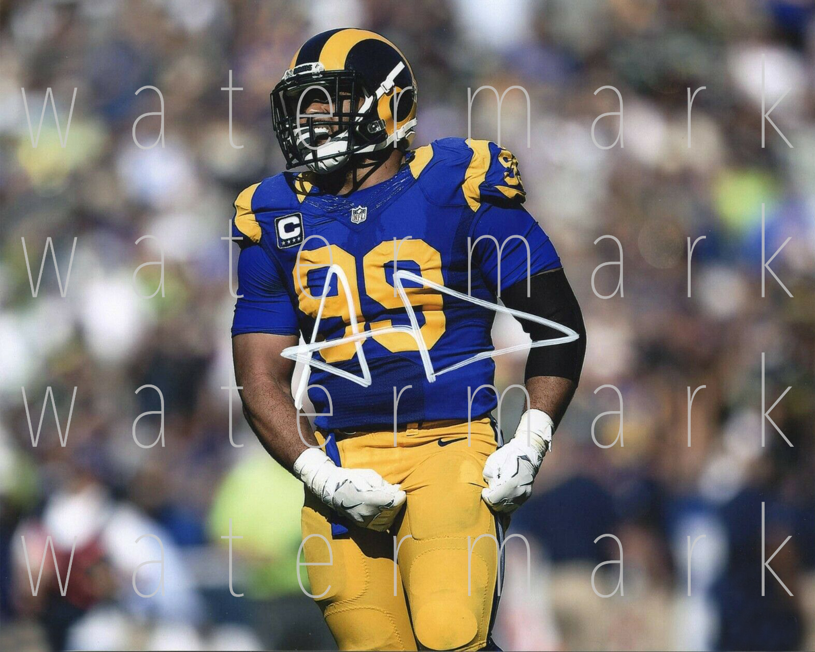 Aaron Donald Los Rams NFL Football signed 8X10 print Photo Poster painting poster autograph RP