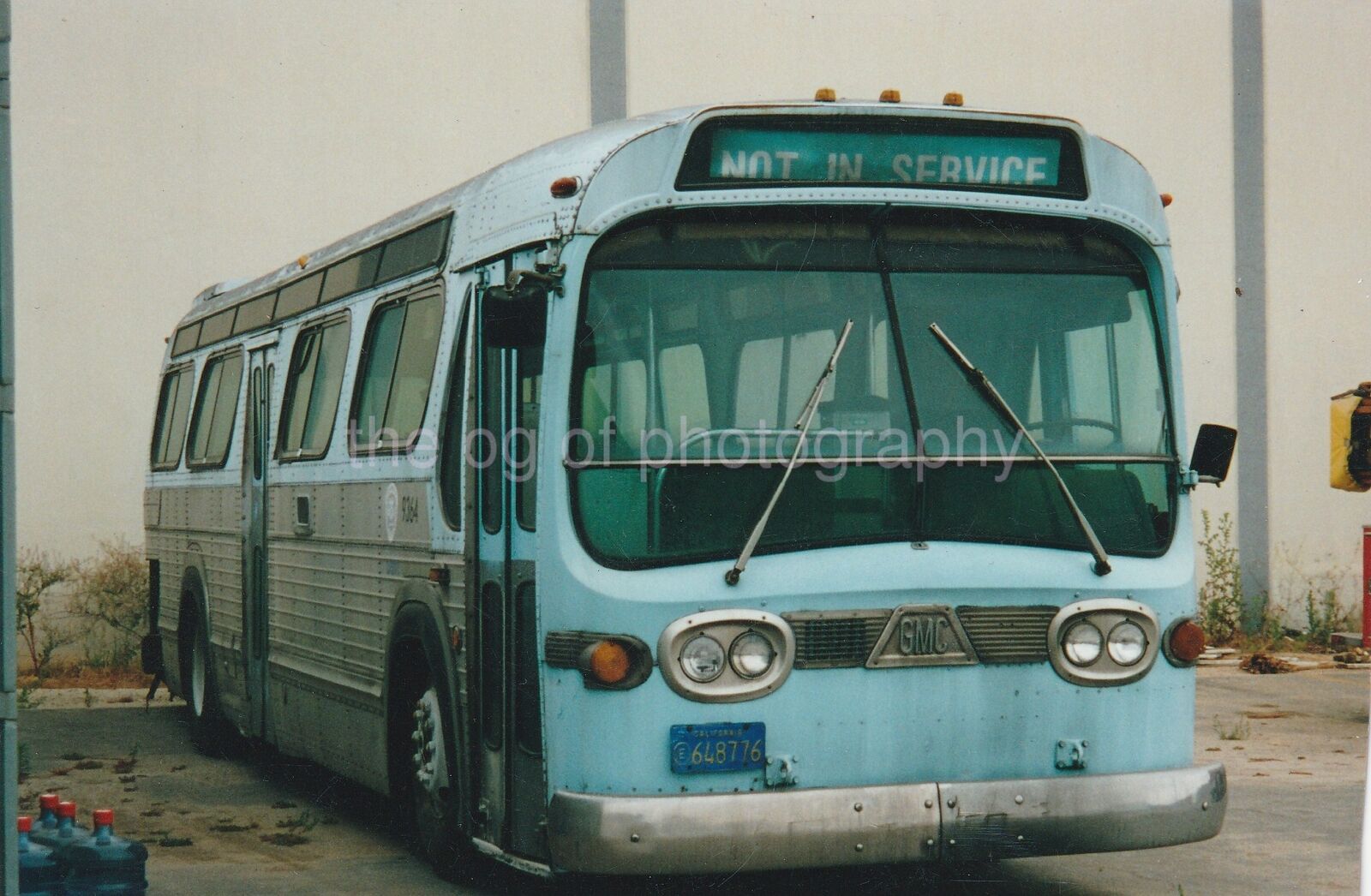 NOT IN SERVICE Old Bus FOUND Photo Poster painting ColorOriginal VINTAGE 811 20 K