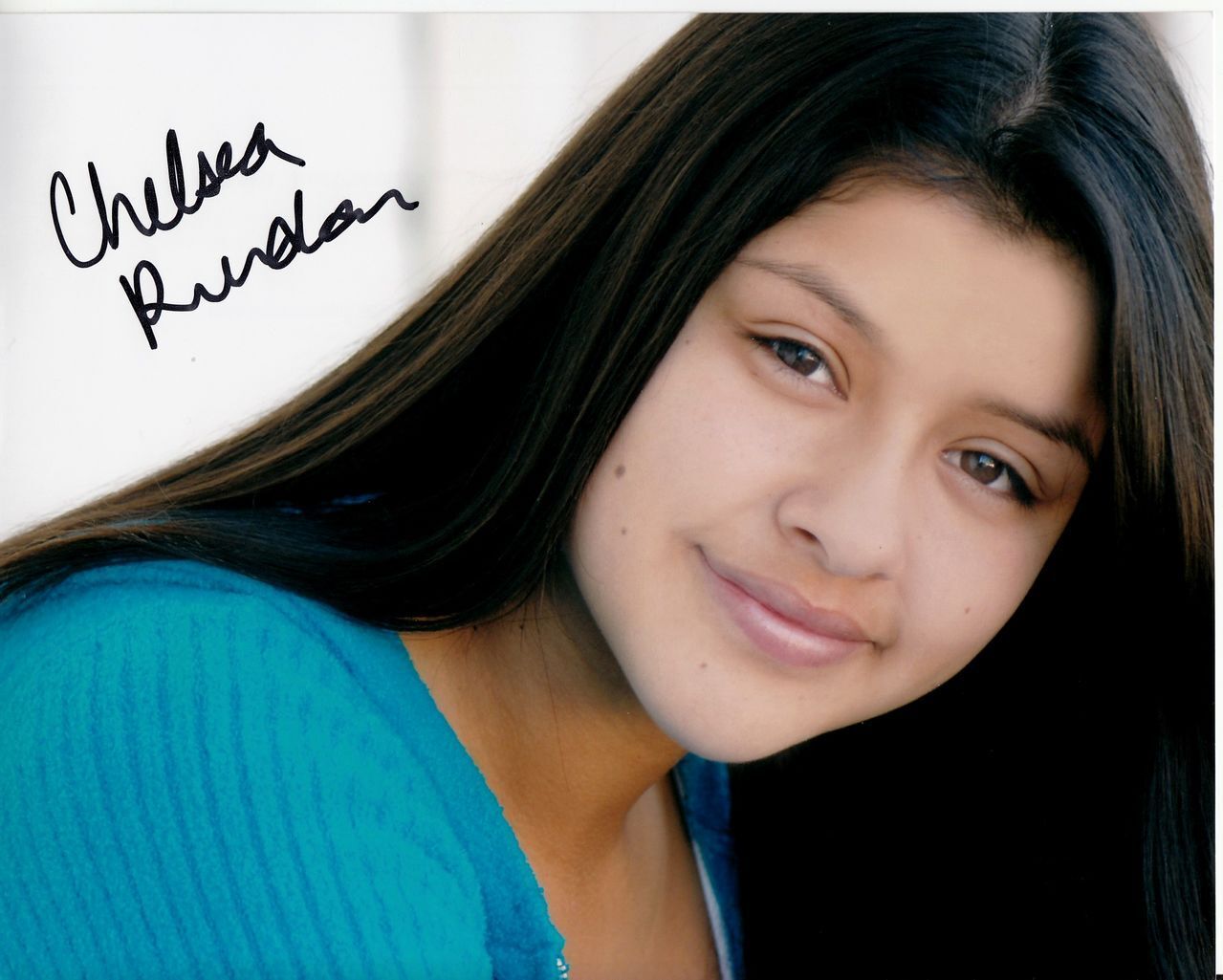 CHELSEA RENDON hand-signed FANTASTIC 8x10 COLOR CLOSEUP authentic w/ UACC RD COA