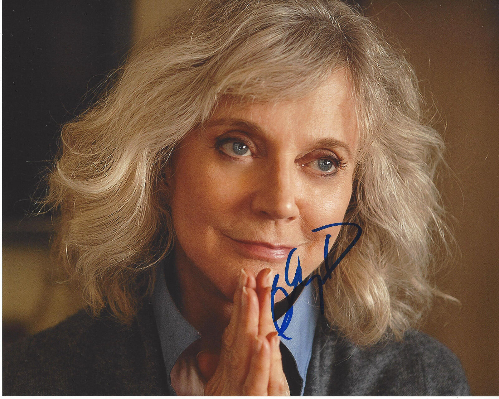 BLYTHE DANNER SIGNED AUTHENTIC 'MEET THE PARENTS' 8X10 Photo Poster painting w/COA ACTRESS