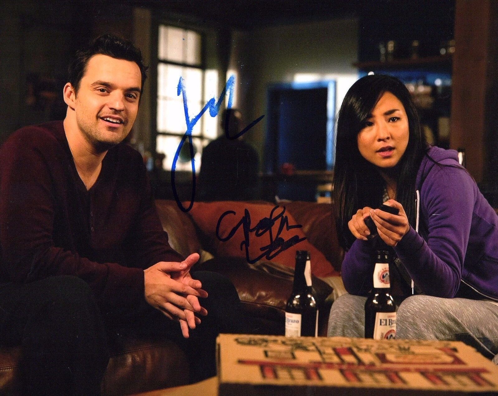 GFA New Girl * JAKE JOHNSON & GRETA LEE * Signed Autograph 8x10 Photo Poster painting COA