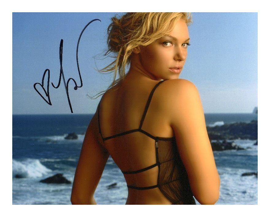 LAURA PREPON AUTOGRAPHED SIGNED A4 PP POSTER Photo Poster painting PRINT