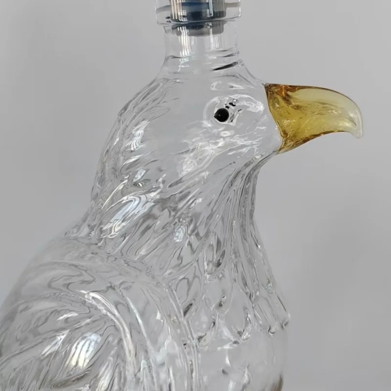 Tegooe Eagle Decanter Hand-Blown Glass Whiskey Liquor Dispenser for Spirits 350ml118oz