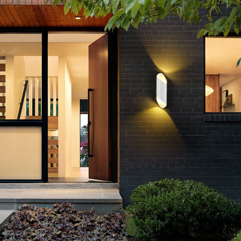 Modern Minimalist Curved PC Aluminum LED Wall Sconce Lamp For Outdoor