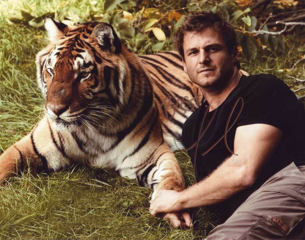 Dave Salmoni In-Person AUTHENTIC Autographed Photo Poster painting SHA #76894