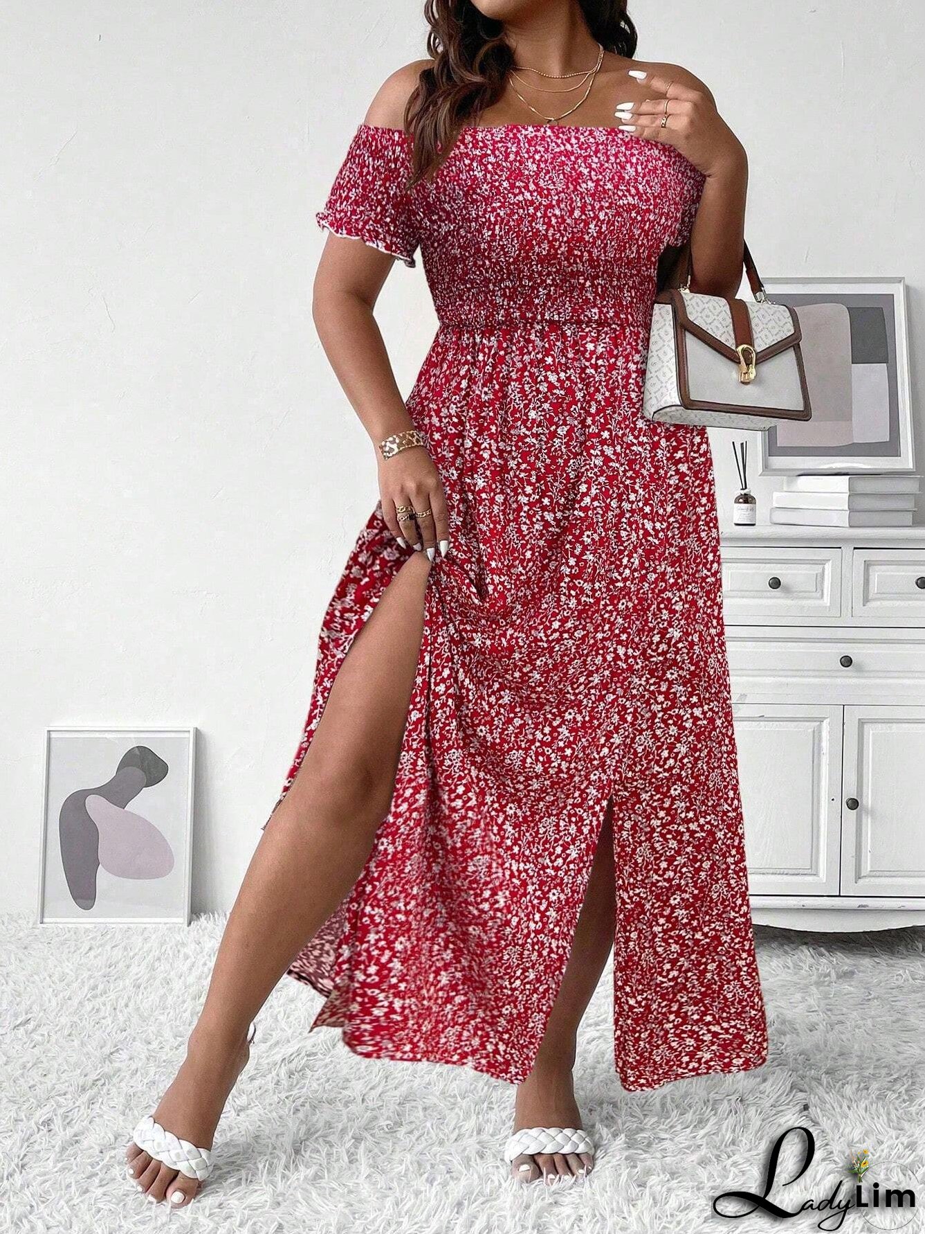 Modern and Comfortable winter Dress