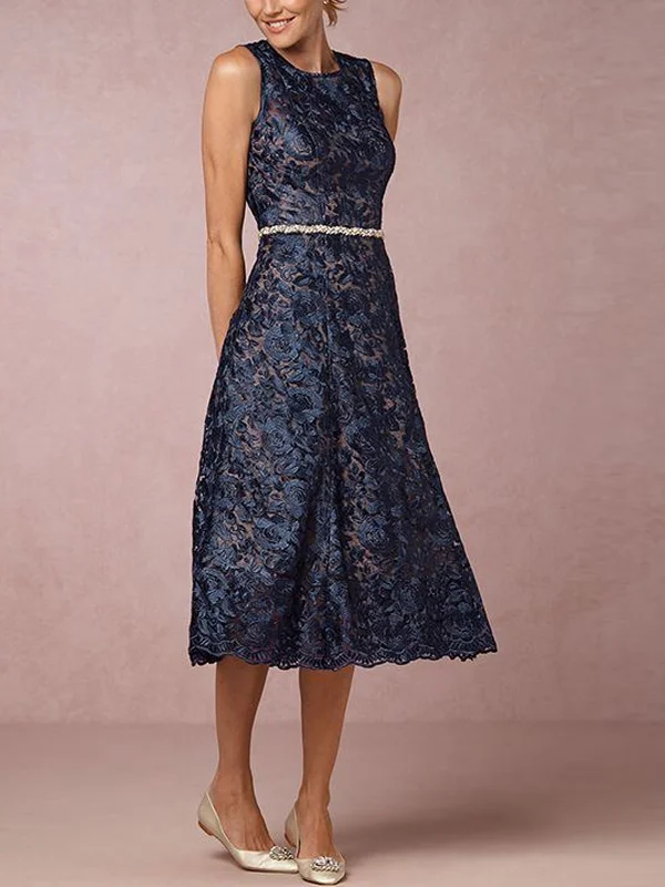 Round Neck Solid Color Lace Midi Dress