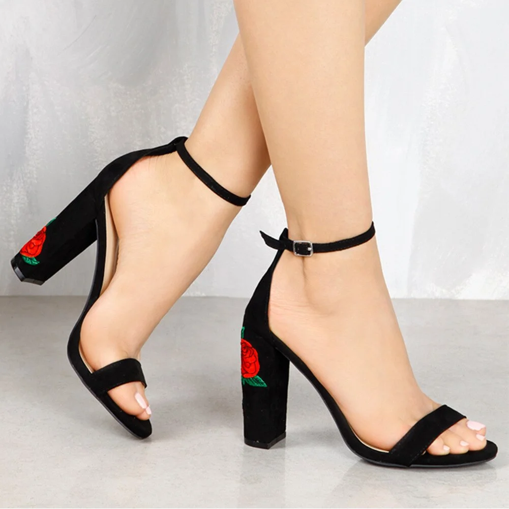 2020 Suede Shoes Woman Embroider High Heel Women Ethnic Flower Floral Party Shoes Plus Size Zapatos Mujer 1189 Feminino Zapatos