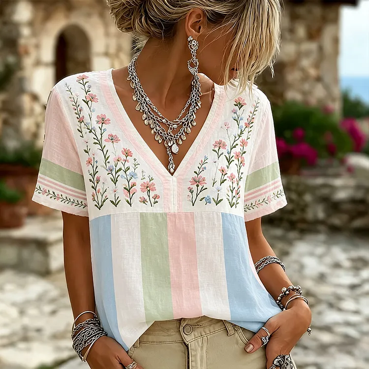 Women's Retro Floral Art Embroidered Color-block Spliced Comfortable Cotton Linen V-neck Short Sleeve Top