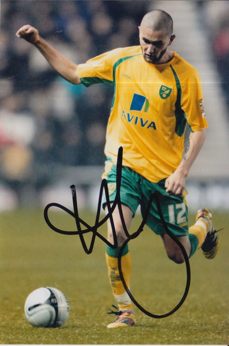 NORWICH CITY HAND SIGNED HENRI LANSBURY 6X4 Photo Poster painting.