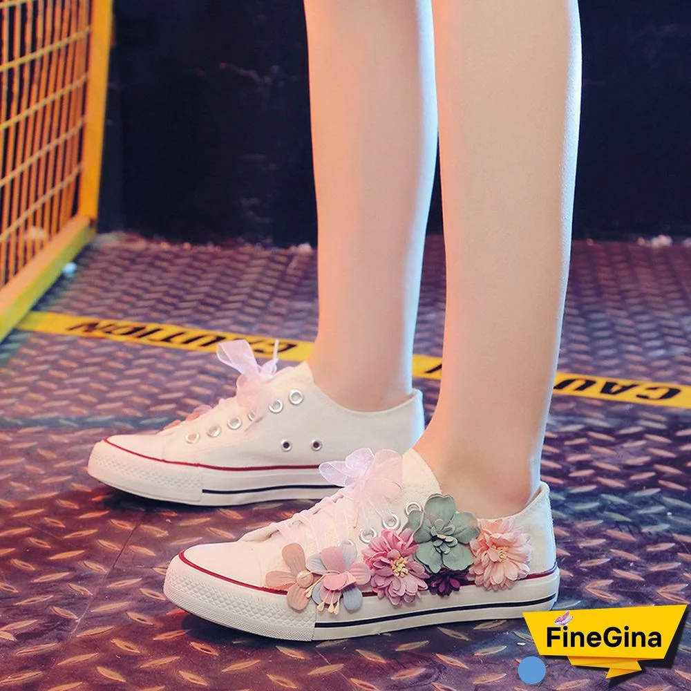 3D Blossom Decor Casual Canvas Shoes