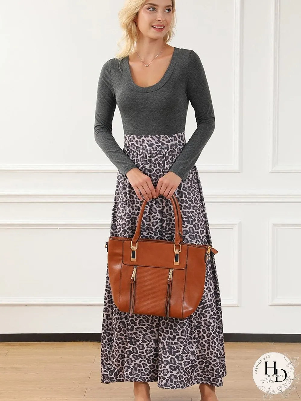 Leopard Print Maxi Dress with Fitted Bodice and Long Sleeves