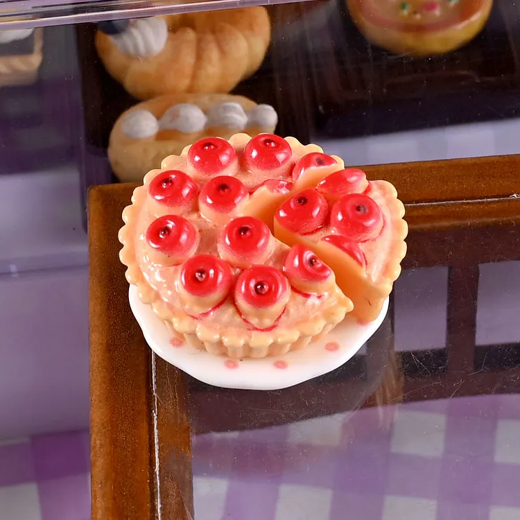 Mini Resin Apple Pie Set