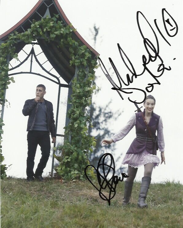 Michael Socha & Sophie Lowe Once Wonderland Autographed Signed 8x10 Photo Poster painting COA