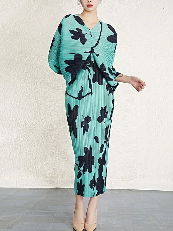Batwing Sleeves Loose Pleated Printed V-Neck Midi Dresses