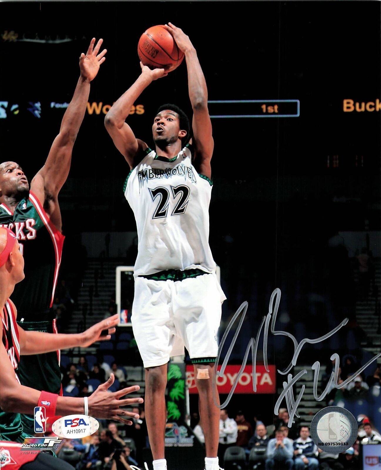 Corey Brewer signed 8x10 Photo Poster painting PSA/DNA Minnesota Timberwolves Autographed