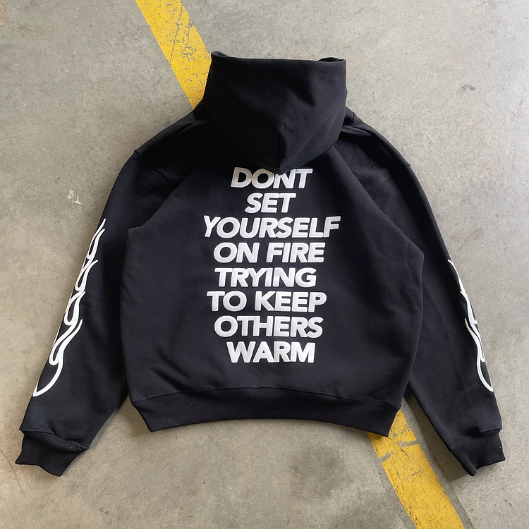 Simpfit Retro FIRESTARTER Grafik-Taschen-Hoodie