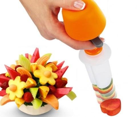 Creative DIY Plastic Presse Fruit Cutter
