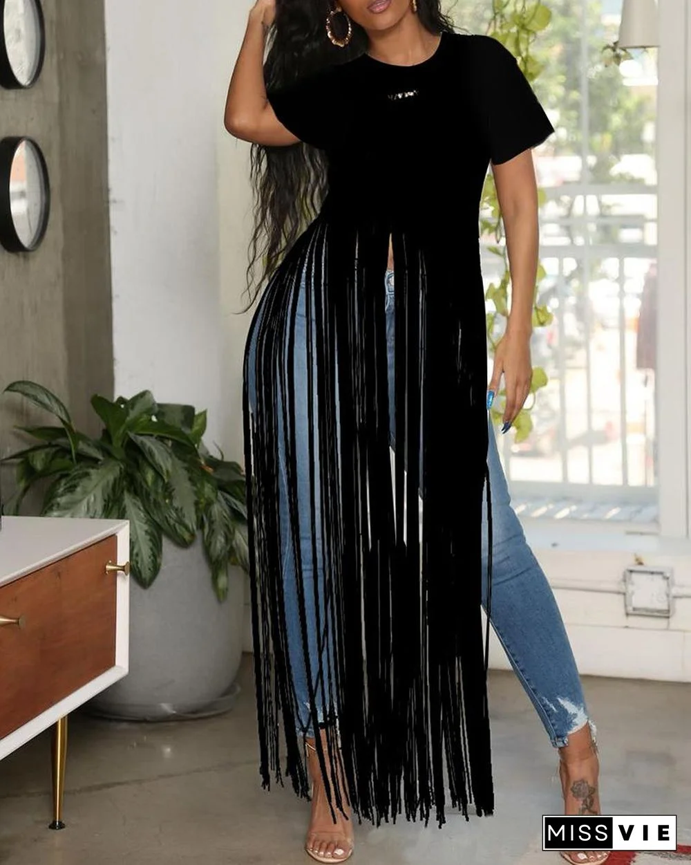 Short Sleeve Tassel Design Asymmetrical Top
