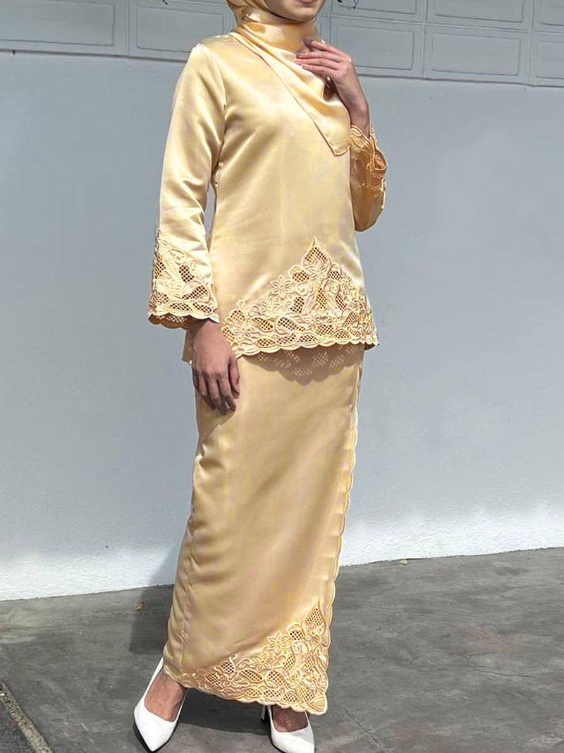 Elegant and Beautifully Embroidered Shirt & Skirt Two-piece Set | Oxredo Shop Ramadan Sale