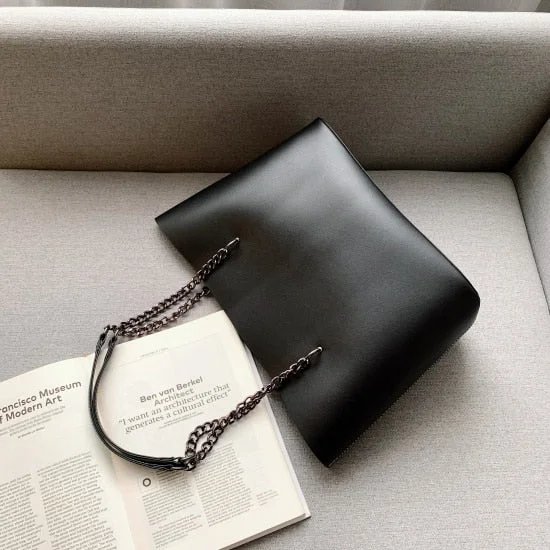 LEFTSIDE Designer PU Leather Shoulder Bags for Women 2021 Chain High Capacity Handbags Luxury Hand Bag Female Large Shoulder Bag