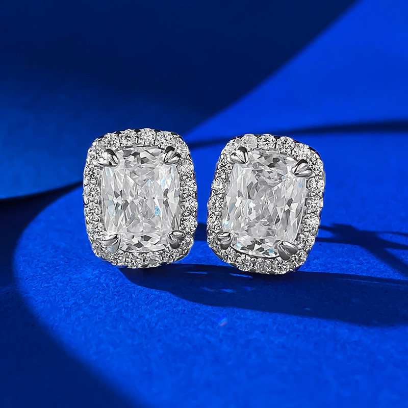 MIKAMU Jewelry S925 Silver 2 Carat Cushion-Cut Diamond Stud Earrings - Fashionable and Versatile Daily Wear