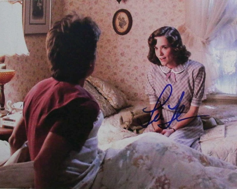 Lea Thompson Signed Autographed Back to the Future